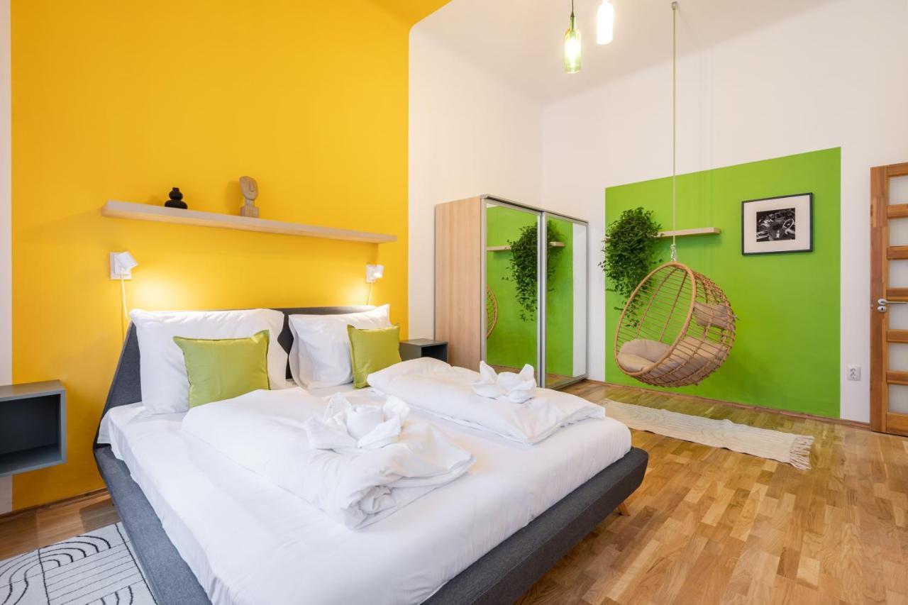 Live Star Apartment Budapeste Exterior foto