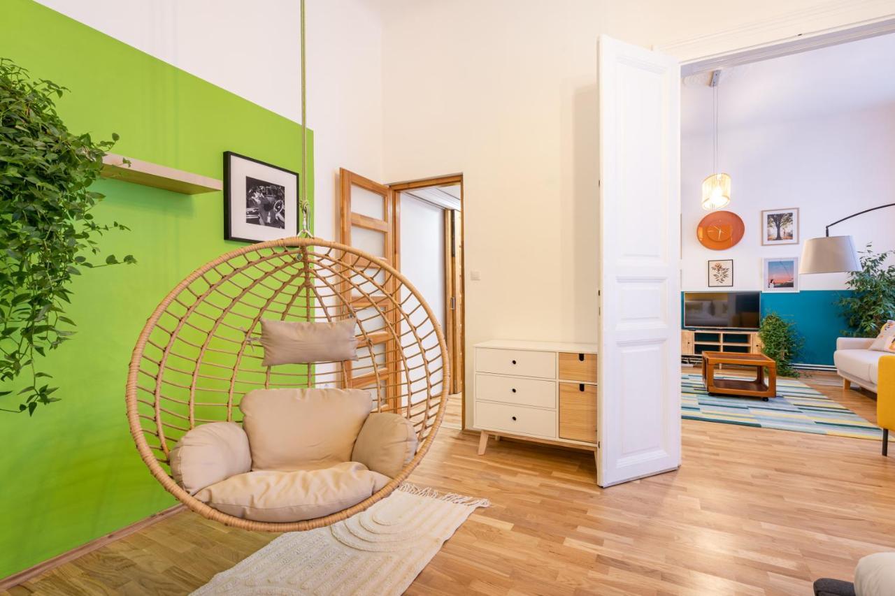 Live Star Apartment Budapeste Exterior foto